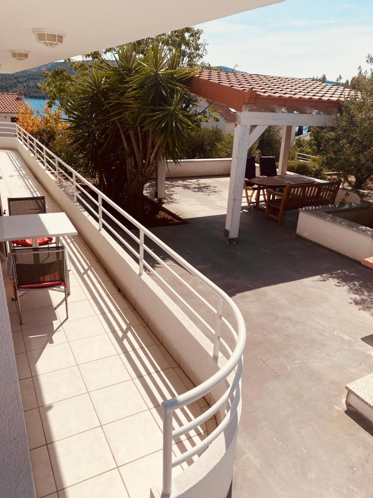 House Agradable Daire Seget Vranjica Dış mekan fotoğraf