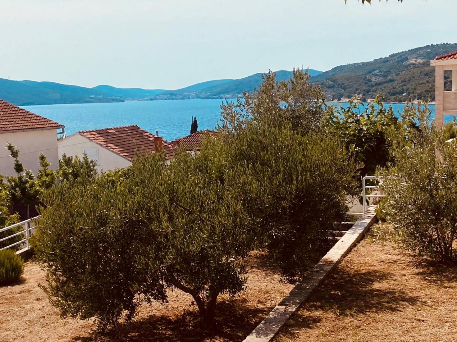 House Agradable Daire Seget Vranjica Dış mekan fotoğraf