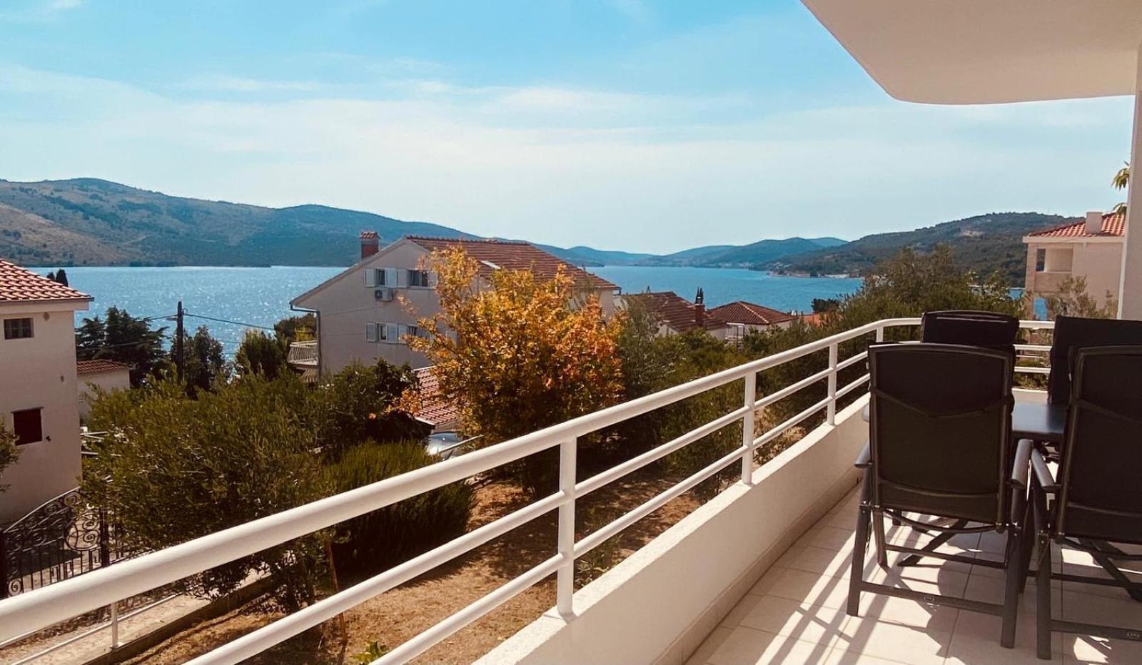 House Agradable Daire Seget Vranjica Dış mekan fotoğraf